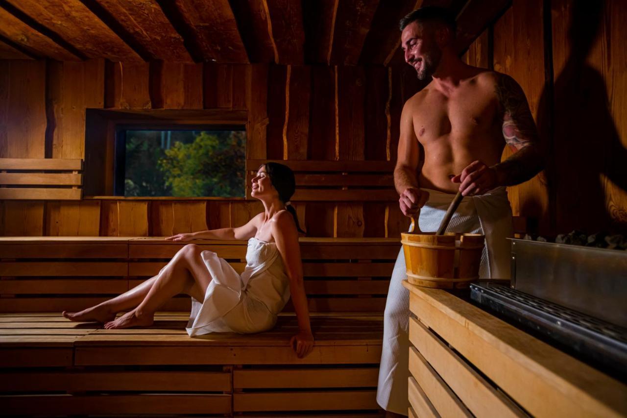 Hotel Grand Jasna Demänovská Dolina Buitenkant foto