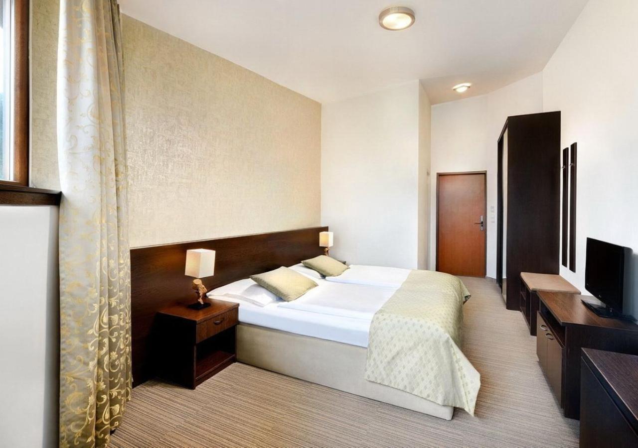Hotel Grand Jasna Demänovská Dolina Buitenkant foto