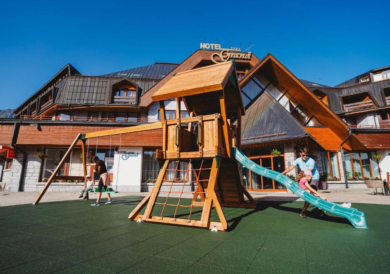 Hotel Grand Jasna Demänovská Dolina Buitenkant foto