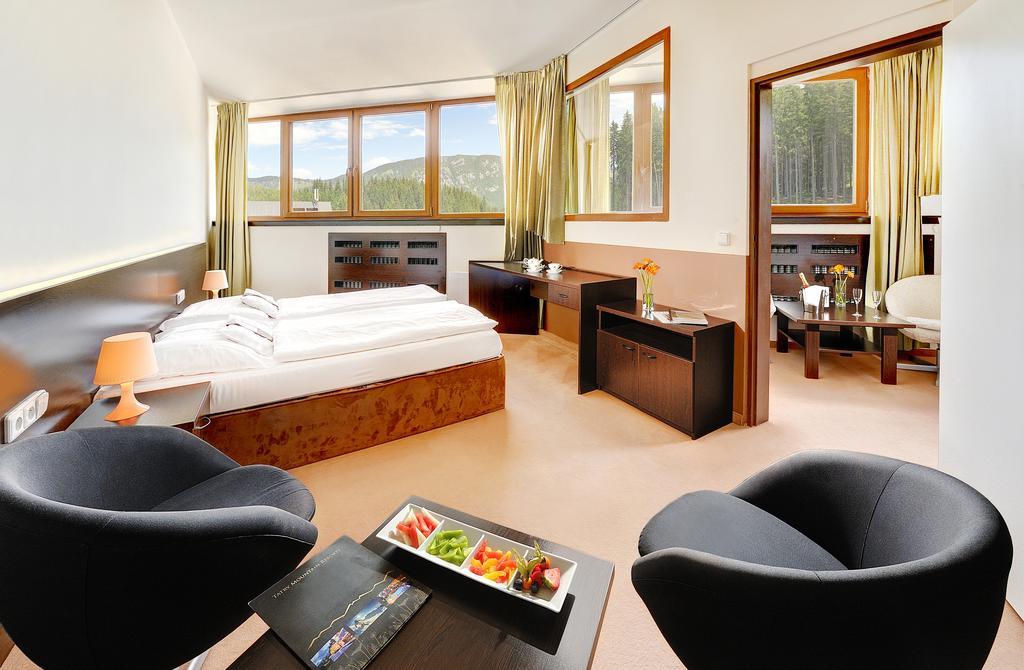 Hotel Grand Jasna Demänovská Dolina Buitenkant foto
